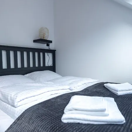Apartament Aparts4u *