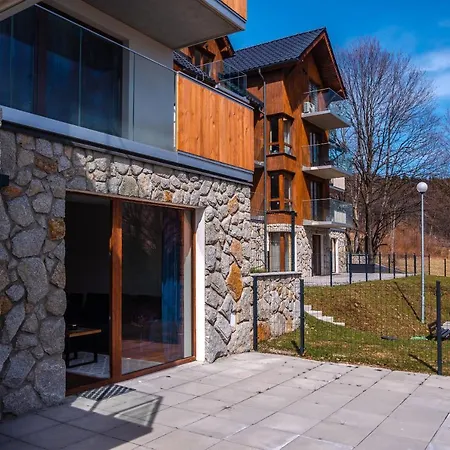 Apartament Aparts4u *